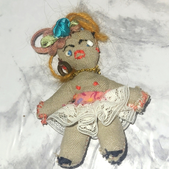 Kaminsky Raffia Straw Sun Beach Hat Vintage w Folk Art Hat Pin Australian - Picture 6 of 9